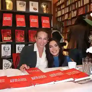 Gözde Akkılıç ve Nermin Bezmen